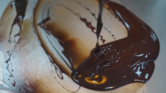 Vertical Free Videos, Chocolate Sauce, Sauce, Condiment, Flavorer, Dessert